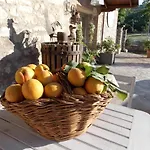 Nonna Rosa Bed & Breakfast 3*